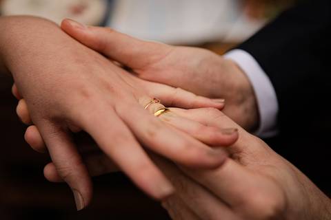 As melhores ideias e inspirações criativas de fotos de casamento registradas por fotógrafos profissionais de eventos da empresa Criativus Foto e Vídeo no Espaço Buffet Ranch Life: Fotos do momento da cerimônia'