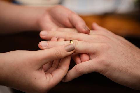 As melhores ideias e inspirações criativas de fotos de casamento registradas por fotógrafos profissionais de eventos da empresa Criativus Foto e Vídeo no Espaço Buffet Ranch Life: Fotos do momento da cerimônia'