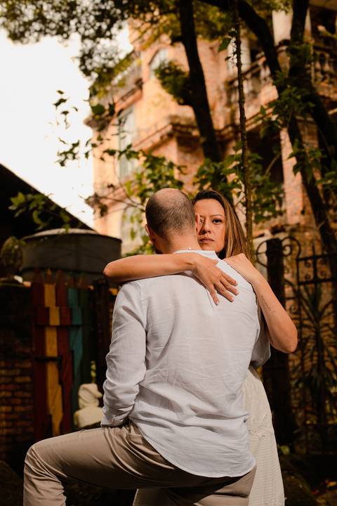 As melhores ideias e inspirações criativas de fotos de ensaio pré casamento registradas por fotógrafos profissionais de eventos da empresa Criativus Foto e Vídeo no  Restaurante o Velhão em Mairiporã'