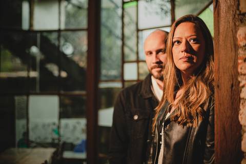 As melhores ideias e inspirações criativas de fotos de ensaio pré casamento registradas por fotógrafos profissionais de eventos da empresa Criativus Foto e Vídeo no  Restaurante o Velhão em Mairiporã'