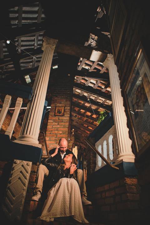 As melhores ideias e inspirações criativas de fotos de ensaio pré casamento registradas por fotógrafos profissionais de eventos da empresa Criativus Foto e Vídeo no  Restaurante o Velhão em Mairiporã'