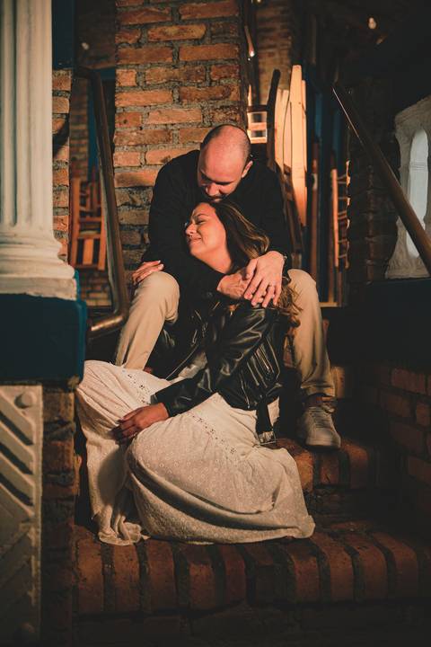 As melhores ideias e inspirações criativas de fotos de ensaio pré casamento registradas por fotógrafos profissionais de eventos da empresa Criativus Foto e Vídeo no  Restaurante o Velhão em Mairiporã'