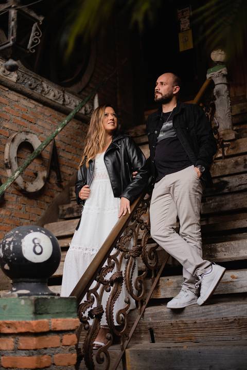 As melhores ideias e inspirações criativas de fotos de ensaio pré casamento registradas por fotógrafos profissionais de eventos da empresa Criativus Foto e Vídeo no  Restaurante o Velhão em Mairiporã'