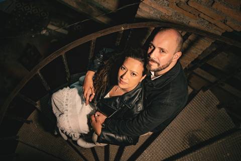 As melhores ideias e inspirações criativas de fotos de ensaio pré casamento registradas por fotógrafos profissionais de eventos da empresa Criativus Foto e Vídeo no  Restaurante o Velhão em Mairiporã'