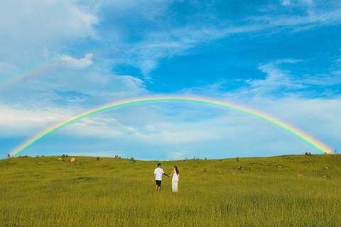 As melhores ideias e inspirações criativas de fotos de ensaio pré casamento registradas por fotógrafos profissionais de eventos da empresa Criativus Foto e Vídeo no Morro do Capuava'