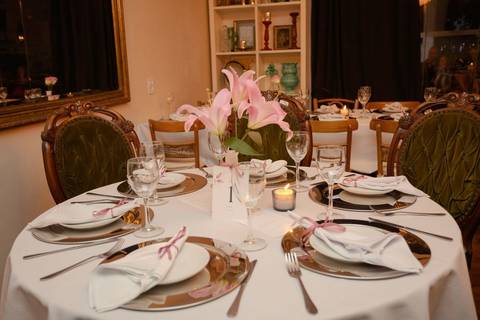 As melhores ideias e inspirações criativas de fotos de casamento registradas por fotógrafos profissionais de eventos da empresa Criativus Foto e Vídeo no Espaço Casa di Nália: Fotos da decoração da recepção'