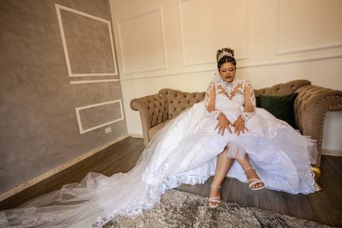 As melhores ideias e inspirações criativas de fotos de casamento registradas por fotógrafos profissionais de eventos da empresa Criativus Foto e Vídeo no Restaurante El Uruguayo: Fotos da noiva'