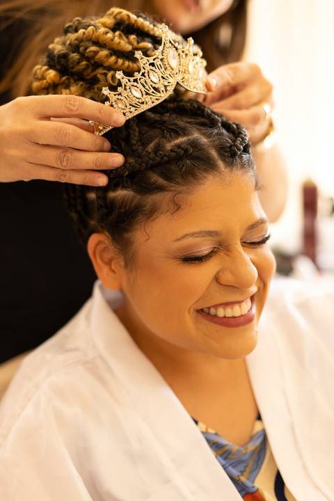 As melhores ideias e inspirações criativas de fotos de casamento registradas por fotógrafos profissionais de eventos da empresa Criativus Foto e Vídeo 
 Making of da Noiva no salão Espaço Jack Itaparica da Serra '
