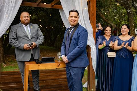 As melhores ideias e inspirações criativas de fotos de casamento registradas por fotógrafos profissionais de eventos da empresa Criativus Foto e Vídeo no Espaço Alecrim: Fotos do momento da Cerimônia'