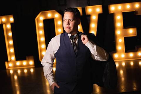 As melhores ideias e inspirações criativas de fotos de casamento registradas por fotógrafos profissionais de eventos da empresa Criativus Foto e Vídeo no Espaço Alecrim: Fotos do Noivo'