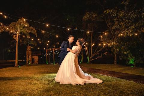 As melhores ideias e inspirações criativas de fotos de casamento registradas por fotógrafos profissionais de eventos da empresa Criativus Foto e Vídeo no Espaço Alecrim: Fotos protocolares'