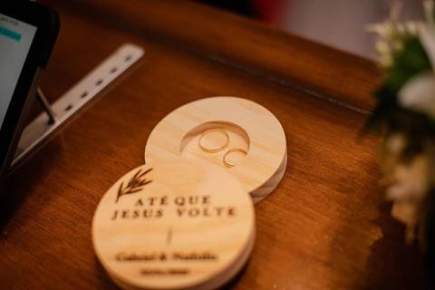 As melhores ideias e inspirações criativas de fotos de casamento registradas por fotógrafos profissionais de eventos da empresa Criativus Foto e Vídeo no Espaço Mansão Zurique: Fotos do momento da cerimônia'