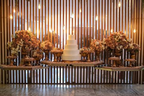 As melhores ideias e inspirações criativas de fotos de casamento registradas por fotógrafos profissionais de eventos da empresa Criativus Foto e Vídeo no Espaço Mansão Zurique: Fotos da Decoração'