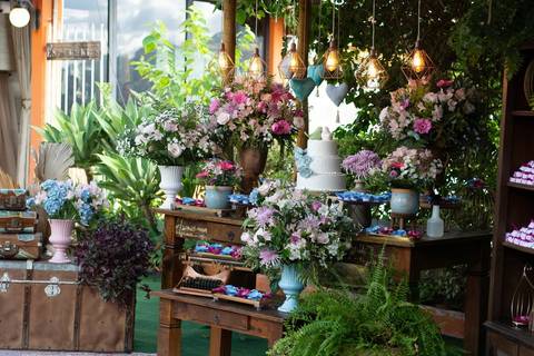 As melhores ideias e inspirações criativas de fotos de casamento registradas por fotógrafos profissionais de eventos da empresa Criativus Foto e Vídeo no Espaço Ana's Buffet: Fotos da decoração'