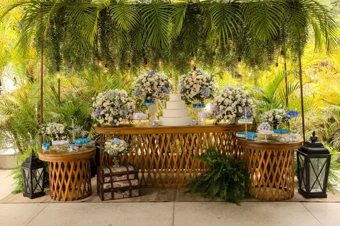 As melhores ideias e inspirações criativas de fotos de casamento registradas por fotógrafos profissionais de eventos da empresa Criativus Foto e Vídeo no Espaço Lindo Sítio & Eventos: Fotos da decoração'