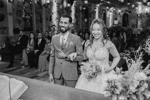As melhores ideias e inspirações criativas de fotos de casamento registradas por fotógrafos profissionais de eventos da empresa Criativus Foto e Vídeo no Espaço Sem Igual Eventos: Fotos do momento da cerimônia'