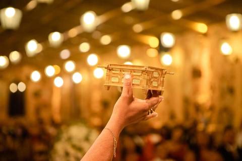 As melhores ideias e inspirações criativas de fotos de casamento registradas por fotógrafos profissionais de eventos da empresa Criativus Foto e Vídeo no Espaço Sem Igual Eventos: Fotos do momento da cerimônia'