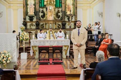 As melhores ideias e inspirações criativas de fotos de casamento registradas por fotógrafos profissionais de eventos da empresa Criativus Foto e Vídeo na Igreja Matriz Santa Ana: Fotos do momento da cerimônia'