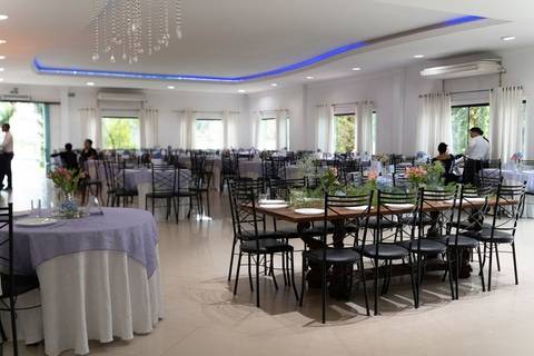 As melhores ideias e inspirações criativas de fotos de casamento registradas por fotógrafos profissionais de eventos da empresa Criativus Foto e Vídeo no Espaço Espaço Sausalito: Fotos da decoração'