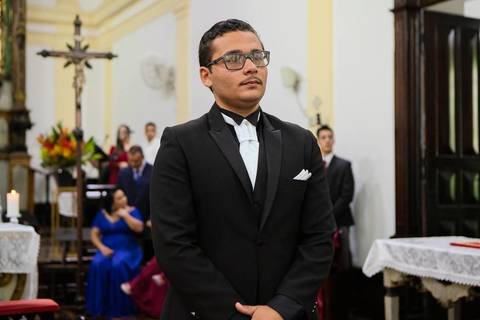 As melhores ideias e inspirações criativas de fotos de casamento registradas por fotógrafos profissionais de eventos da empresa Criativus Foto e Vídeo na Igreja Matriz Santa Ana: Fotos do momentos da cerimônia'