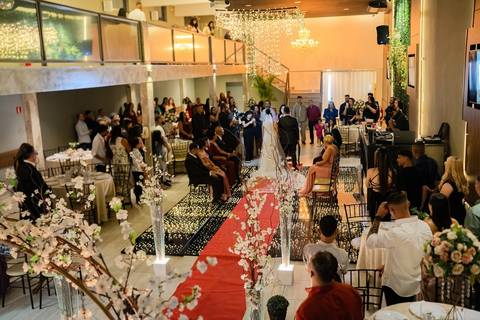 As melhores ideias e inspirações criativas de fotos de casamento registradas por fotógrafos profissionais de eventos da empresa Criativus Foto e Vídeo no Espaço Mariana Rui Barbosa: Fotos do momento da cerimônia'