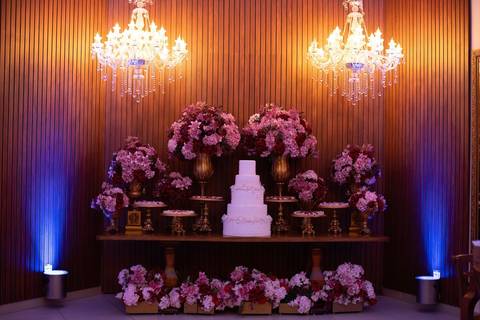 As melhores ideias e inspirações criativas de fotos de casamento registradas por fotógrafos profissionais de eventos da empresa Criativus Foto e Vídeo no Espaço Buffet Montello: Fotos da decoração'