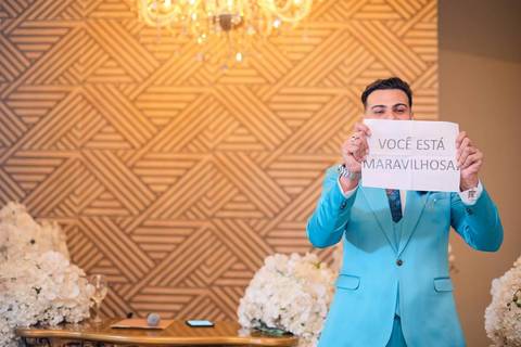 As melhores ideias e inspirações criativas de fotos de casamento registradas por fotógrafos profissionais de eventos da empresa Criativus Foto e Vídeo no Espaço Buffet Montello: Fotos do momento da cerimônia'