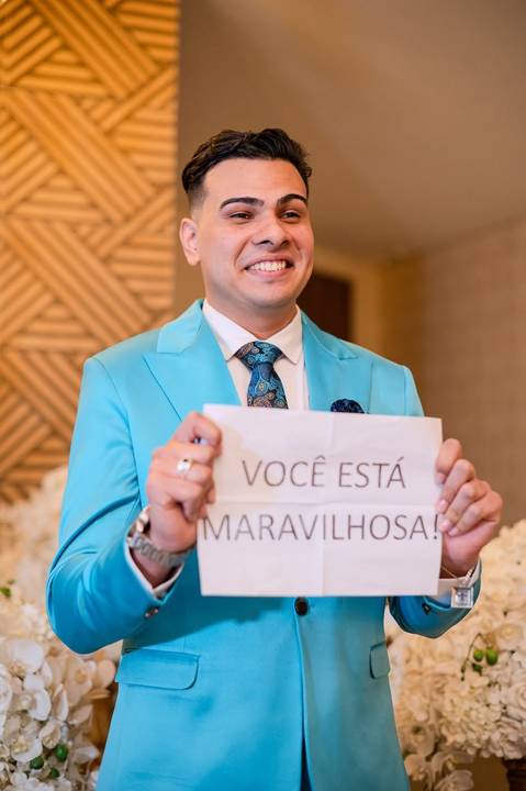 As melhores ideias e inspirações criativas de fotos de casamento registradas por fotógrafos profissionais de eventos da empresa Criativus Foto e Vídeo no Espaço Buffet Montello: Fotos do momento da cerimônia'