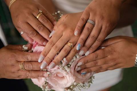 As melhores ideias e inspirações criativas de fotos de casamento civil registradas por fotógrafos profissionais de eventos da empresa Criativus Foto e Vídeo no Cartório do Jardim São Luiz'