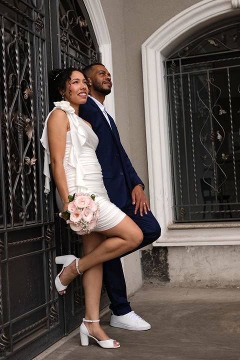 As melhores ideias e inspirações criativas de fotos de casamento civil registradas por fotógrafos profissionais de eventos da empresa Criativus Foto e Vídeo no Cartório do Jardim São Luiz'