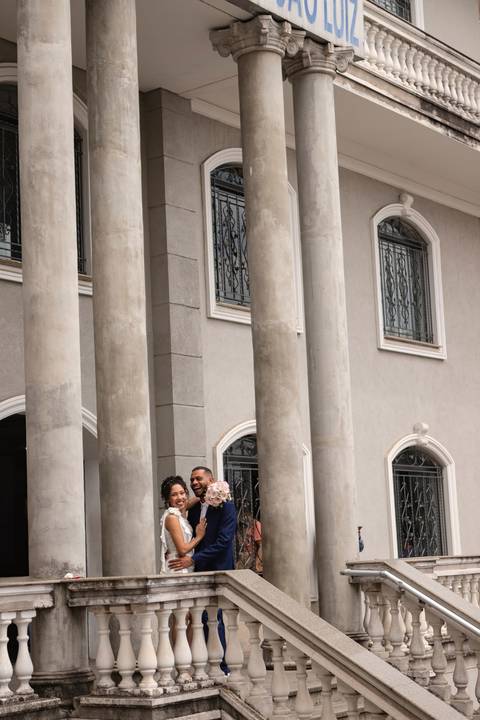 As melhores ideias e inspirações criativas de fotos de casamento civil registradas por fotógrafos profissionais de eventos da empresa Criativus Foto e Vídeo no Cartório do Jardim São Luiz'