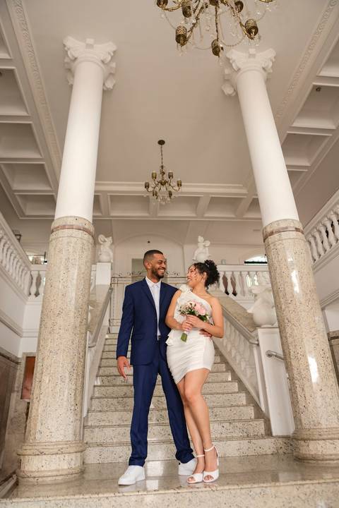 As melhores ideias e inspirações criativas de fotos de casamento civil registradas por fotógrafos profissionais de eventos da empresa Criativus Foto e Vídeo no Cartório do Jardim São Luiz'