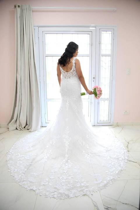 As melhores ideias e inspirações criativas de fotos de casamento registradas por fotógrafos profissionais de eventos da empresa Criativus Foto e Vídeo no salão: making of da noiva'