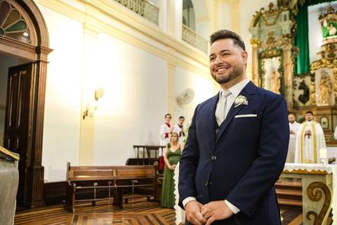 As melhores ideias e inspirações criativas de fotos de casamento registradas por fotógrafos profissionais de eventos da empresa Criativus Foto e Vídeo na Paróquia Matriz Santa Ana: Fotos dos Momentos da cerimônia'