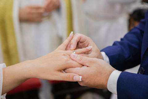 As melhores ideias e inspirações criativas de fotos de casamento registradas por fotógrafos profissionais de eventos da empresa Criativus Foto e Vídeo na Paróquia Matriz Santa Ana: Fotos dos Momentos da cerimônia'