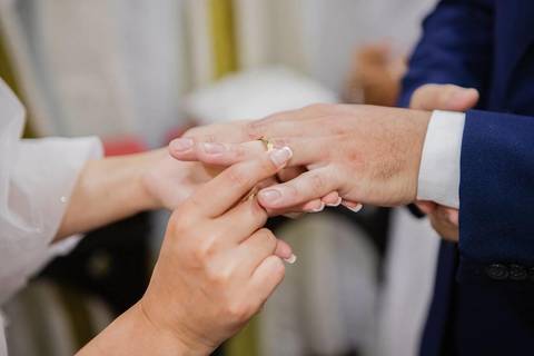 As melhores ideias e inspirações criativas de fotos de casamento registradas por fotógrafos profissionais de eventos da empresa Criativus Foto e Vídeo na Paróquia Matriz Santa Ana: Fotos dos Momentos da cerimônia'