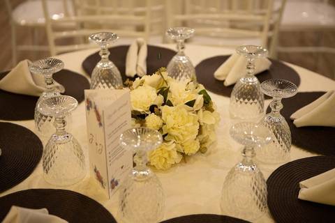 As melhores ideias e inspirações criativas de fotos de casamento registradas por fotógrafos profissionais de eventos da empresa Criativus Foto e Vídeo no Espaço Buffet Novo Sonho: Fotos da recepção '