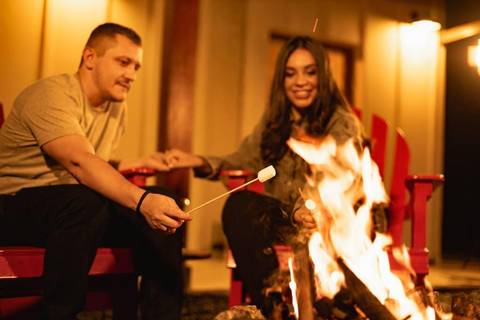 As melhores ideias e inspirações criativas de fotos de ensaio pré casamento registradas por profissionais de eventos da empresa Criativus Foto e Vídeo na Casa Celeiro'