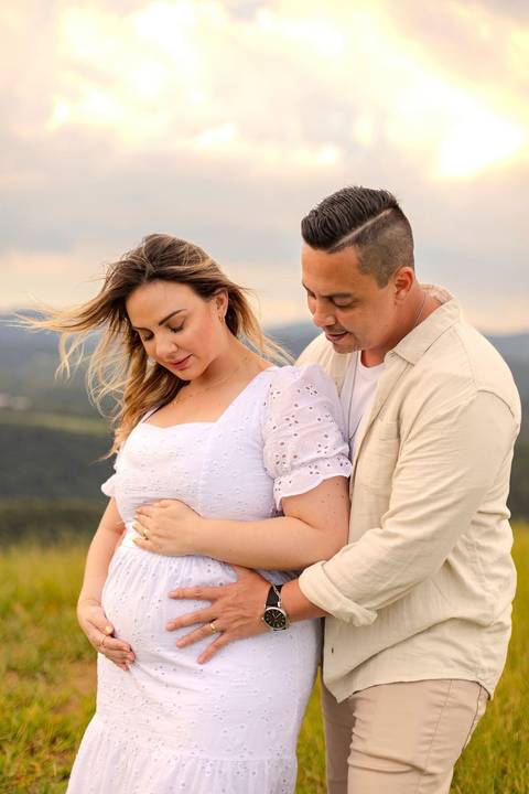 As melhores ideias e inspirações criativas de fotos de Chá Revelação registradas por profissionais de eventos da empresa Criativus Foto e Vídeo no Morro do Capuava'