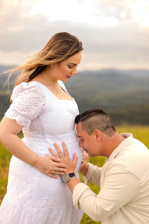 As melhores ideias e inspirações criativas de fotos de Chá Revelação registradas por profissionais de eventos da empresa Criativus Foto e Vídeo no Morro do Capuava'
