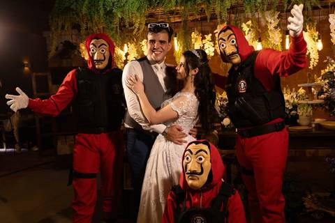 As melhores ideias e inspirações criativas de fotos de casamento registradas por fotógrafos profissionais de eventos da empresa Criativus Foto e Vídeo fotos no  Espaço Kasaqui Eventos: Fotos do momento da festa'