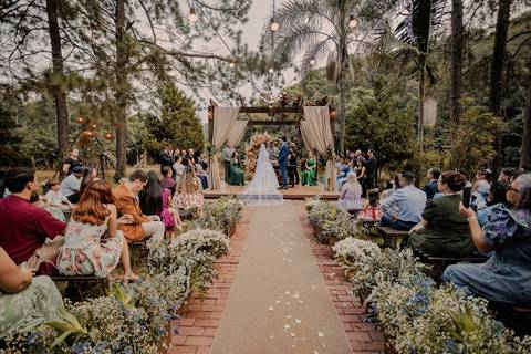 As melhores ideias e inspirações criativas de fotos de casamento registradas por fotógrafos profissionais de eventos da empresa Criativus Foto e Vídeo fotos no  Espaço Kasaqui Eventos: Fotos do momento da cerimônia'