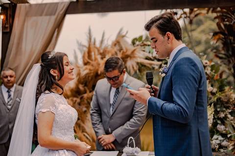 As melhores ideias e inspirações criativas de fotos de casamento registradas por fotógrafos profissionais de eventos da empresa Criativus Foto e Vídeo fotos no  Espaço Kasaqui Eventos: Fotos do momento da cerimônia'