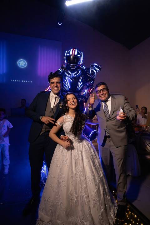As melhores ideias e inspirações criativas de fotos de casamento registradas por fotógrafos profissionais de eventos da empresa Criativus Foto e Vídeo fotos no  Espaço Kasaqui Eventos: Fotos do momento da festa'