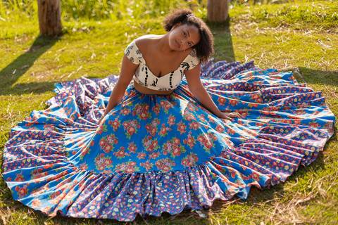 As melhores ideias e inspirações criativas de fotos de ensaio de 15 anos registradas por fotógrafos profissionais de eventos da empresa Criativus Foto e Vídeo no Mirante do Saboó em São Roque'