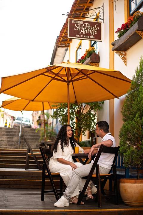As melhores ideias e inspirações criativas de fotos de ensaio pré casamento registradas por fotógrafos profissionais de eventos da empresa Criativus Foto e Vídeo na cidade de Santana de Parnaíba '