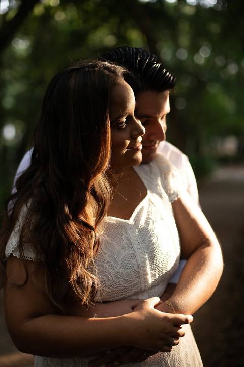 As melhores ideias e inspirações criativas de fotos de ensaio pré casamento registradas por fotógrafos profissionais de eventos da empresa Criativus Foto e Vídeo no Museu do Ipiranga'