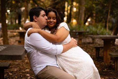 As melhores ideias e inspirações criativas de fotos de ensaio pré casamento registradas por fotógrafos profissionais de eventos da empresa Criativus Foto e Vídeo no Museu do Ipiranga'