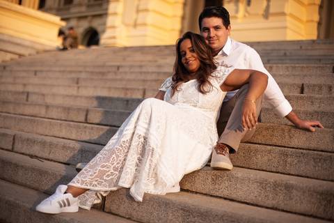 As melhores ideias e inspirações criativas de fotos de ensaio pré casamento registradas por fotógrafos profissionais de eventos da empresa Criativus Foto e Vídeo no Museu do Ipiranga'