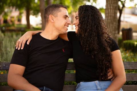 As melhores ideias e inspirações criativas de fotos de ensaio pré casamento registradas por fotógrafos profissionais de eventos da empresa Criativus Foto e Vídeo na cidade de Santana de Parnaíba '